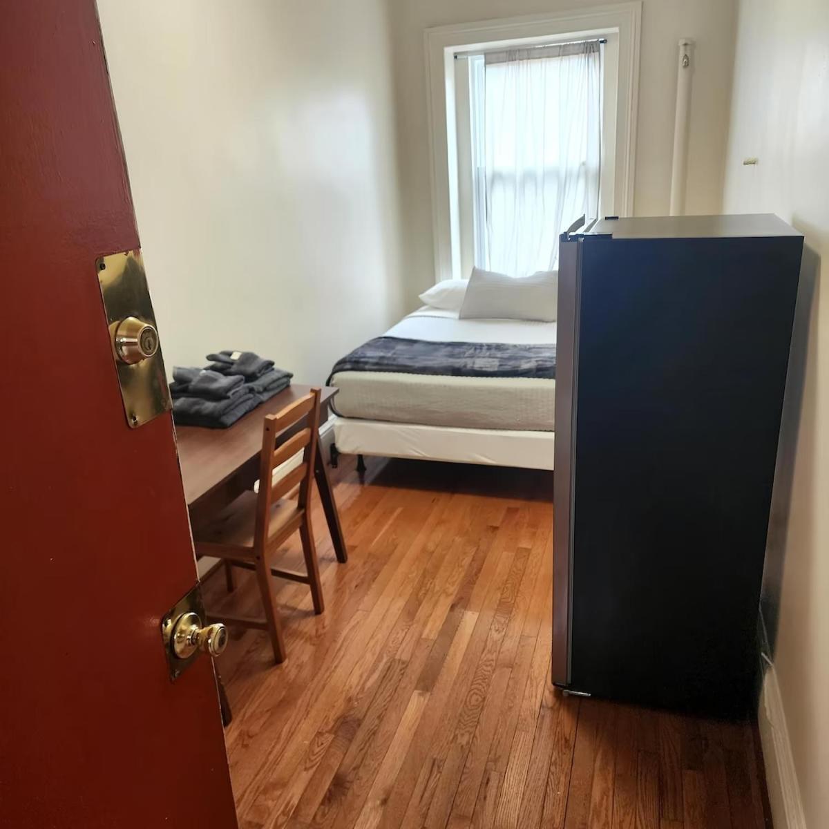 New York City Guesthouse ภายนอก รูปภาพ